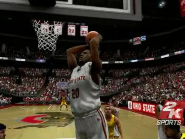 College Hoops 2K8