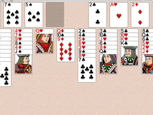 Deluxe Free Cell Solitaire