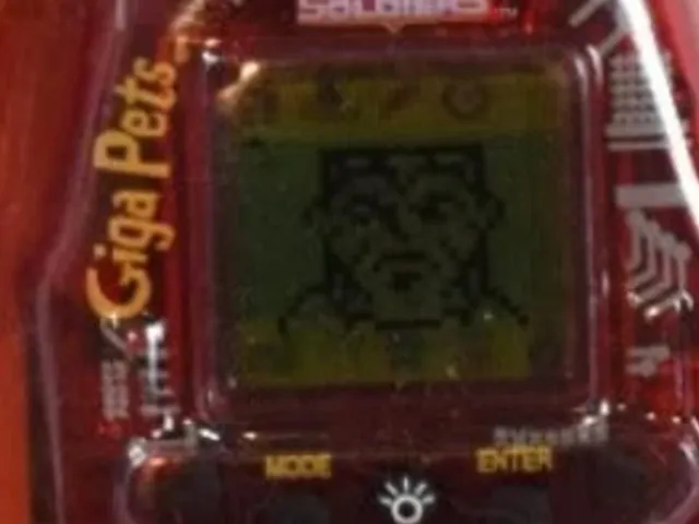 Giga Pets Plus: Small Soldiers