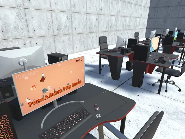 Internet Cafe Mini Games 10 in 1