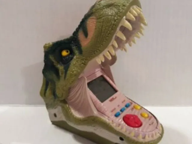 Jurassic Park III: T-Rex Jaw Chomping Action Game
