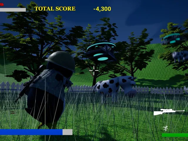 Lucky VS Aliens