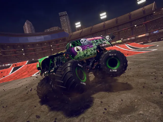 Monster Jam Steel Titans 2