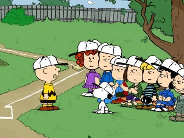 Peanuts: It's the Big Game, Charlie Brown!