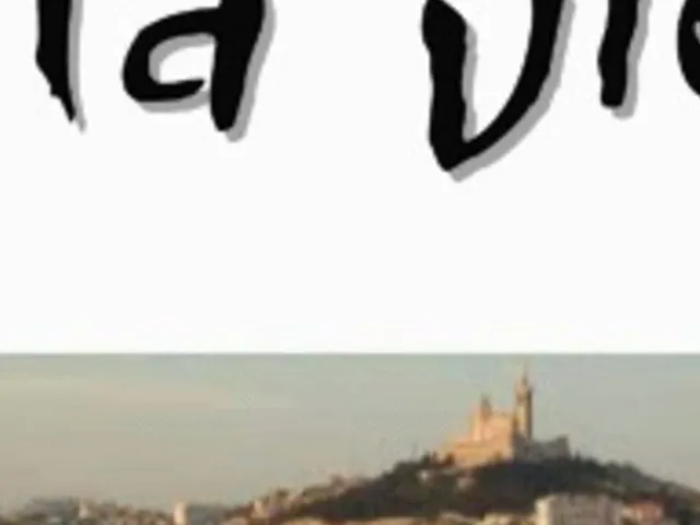 Plus Belle la Vie: Le Secret du Dr Livia