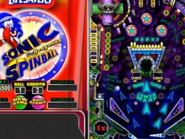 Sonic Spinball: Life Savers