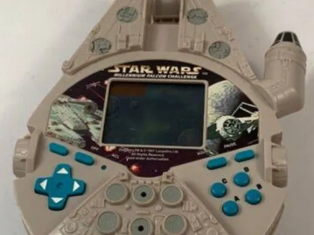 Star Wars: Millenium Falcon Challenge