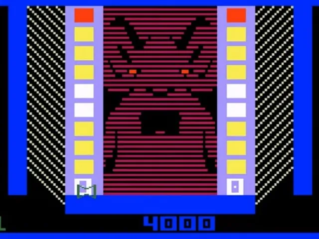 Tron: Maze-A-Tron