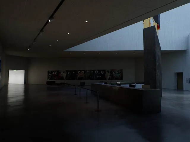 Twisted Gallery